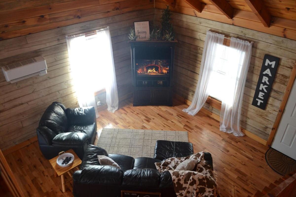 The Willow, Secluded And Cozy Country Cabin Ravenna Bagian luar foto